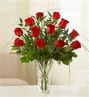 1-800-Flowers® Rose Elegance™ in Lenox® Crystal Vase–Red