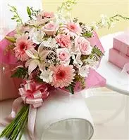 1-800-Flowers® Presentation Bouquet